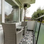 Lovely 2Br Flat W Balcony, Golders Green Tube 5Min