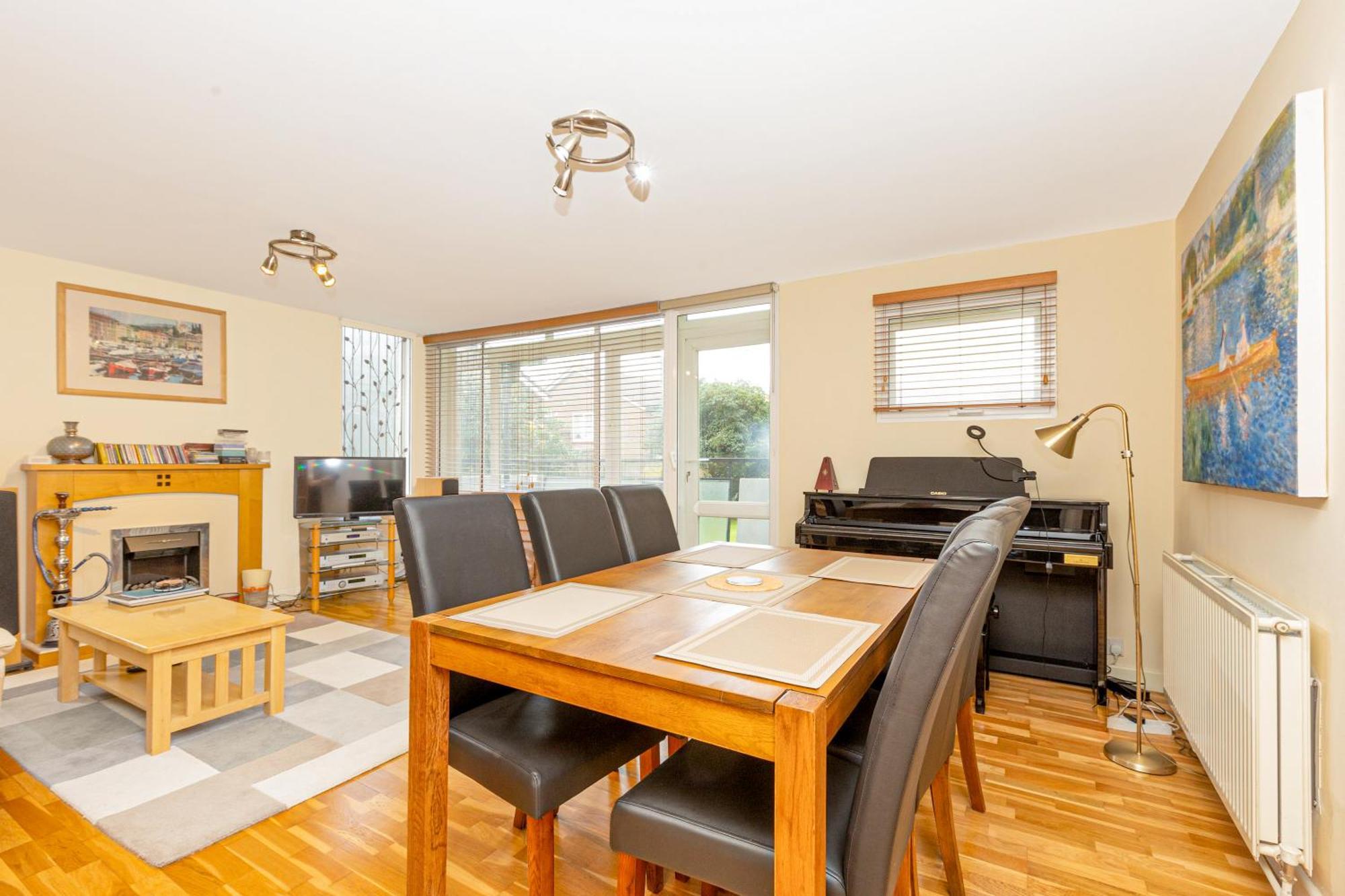 Lovely 2br Flat W Balcony, Golders Tube 5min * Londres